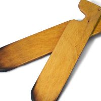 Clapper of wooden plates
