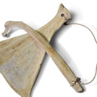 Percussion sound tool of animal shoulderblade